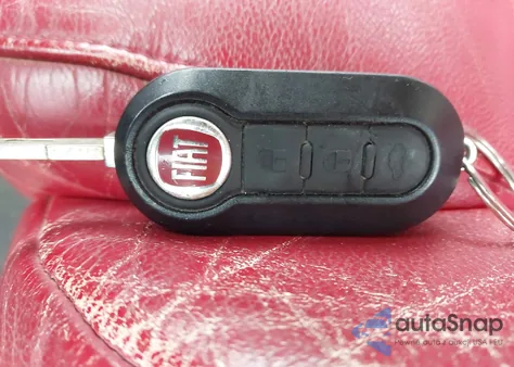 2012 Fiat 500C Lounge z USA, uszkodzony, nr VIN 3C3CFFER2CT360730